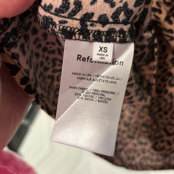 Like New Reformation Marlowe Dress in Bengal - Picture 5 of 6